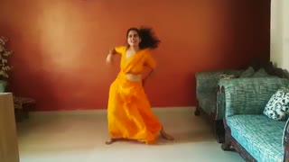 Jimikki Kammal Dance At Home 