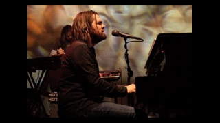 Anjo canta com Jason Upton em gravação da música Fly (Voar) - Legendado