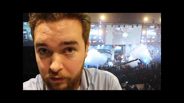 Crashing an eSports Tournament